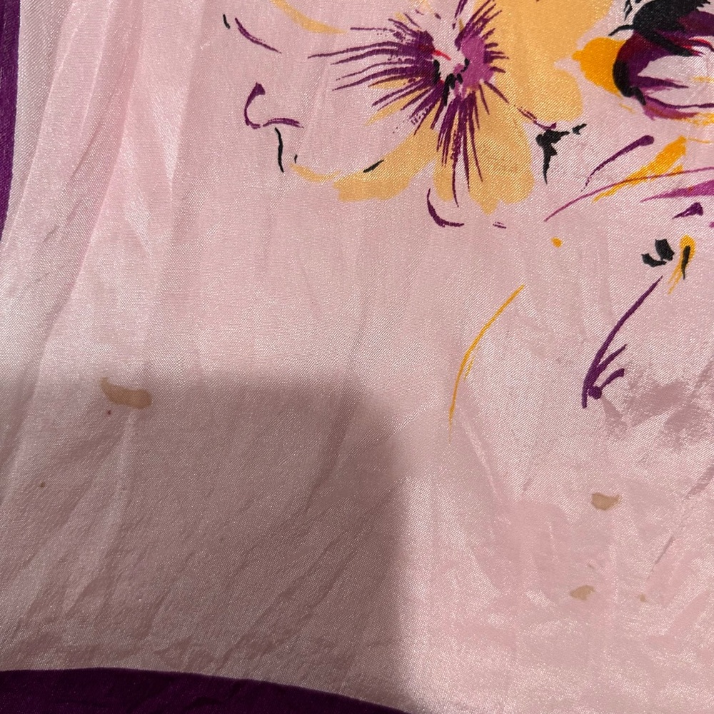 Used - Oscar de la Renta Scarf - Picture 3 of 4